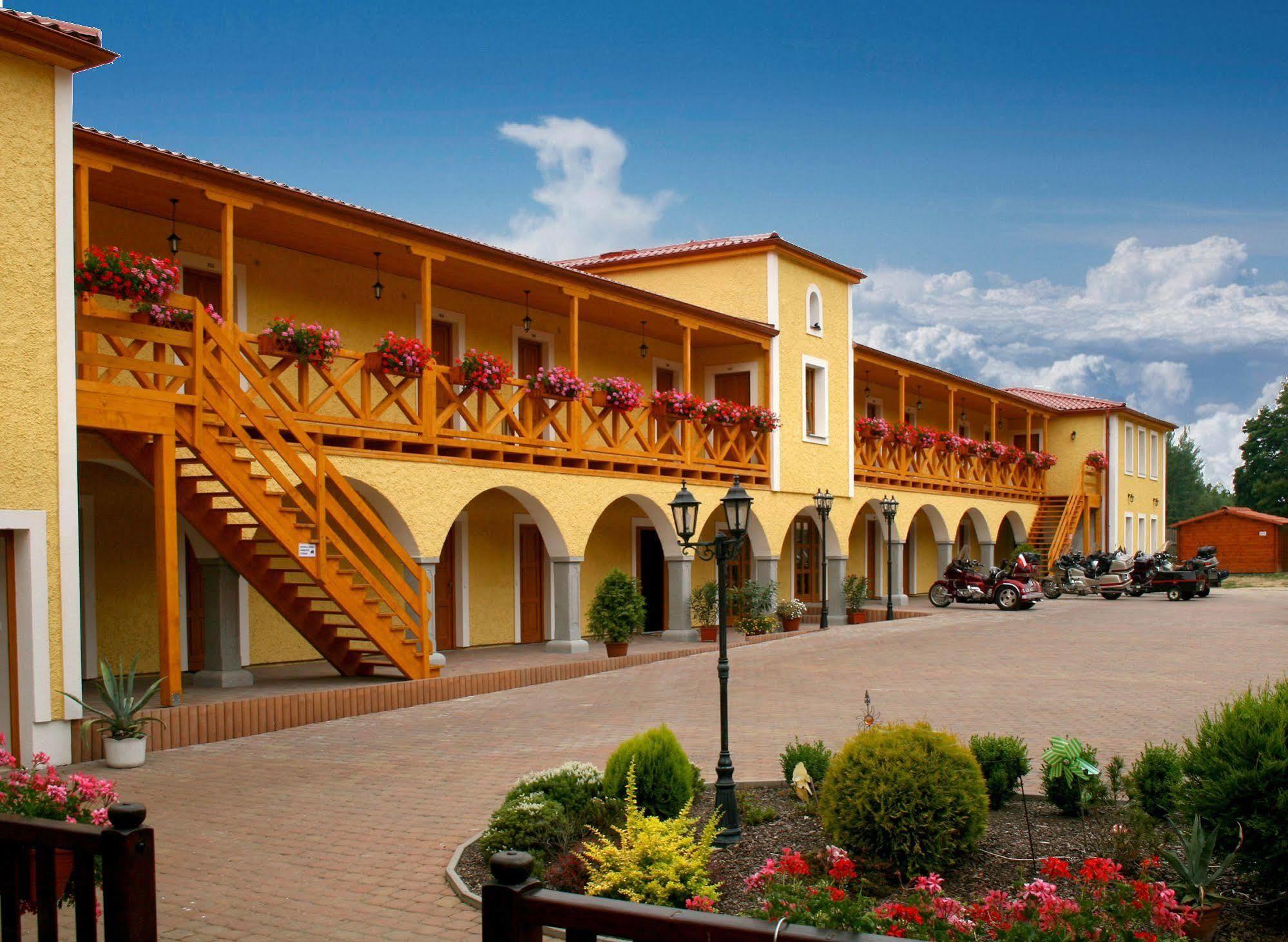 Hotel Resort Stein Cheb Exterior foto